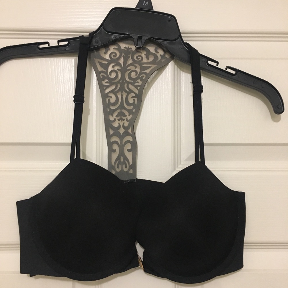 Lace detail back Victoria’s Secret bra!